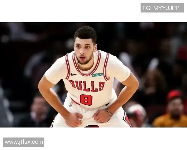 扎克拉文如何在NBA赛场上展现个人风采与团队协作的完美结合